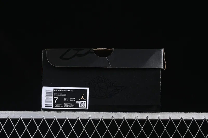 All categories Air Jordan Jordan series basketball shoes Air Jordan 1 Low Air Jordan 1 Low AJ1 Joe 1 white and red low-top cultural and casual sneakers HJ9338-106
